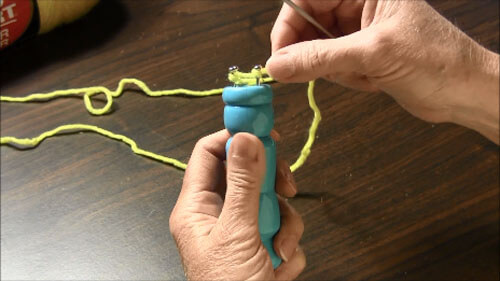 Learn to Spool Knit - Wrap Yarn Around Pegs