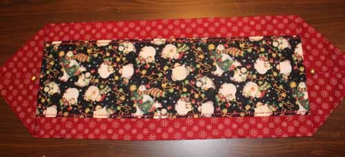 Quick Table Runner - Christmas Table Runner
