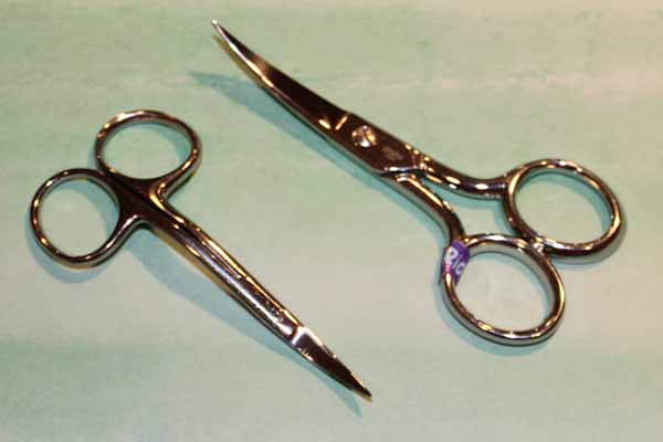 Scissors Guide - Curved Embroidery Scissors