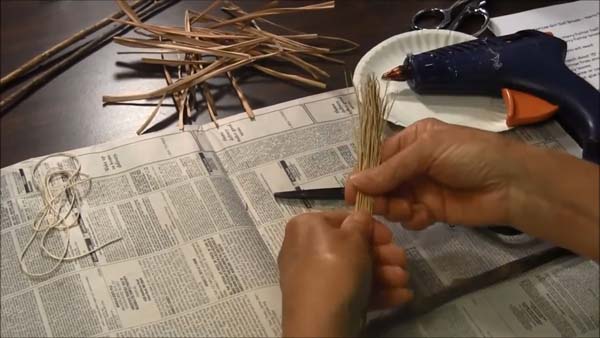 18in Doll Broom_1.1.3