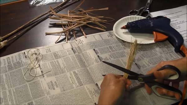 18in Doll Broom_1.1.4