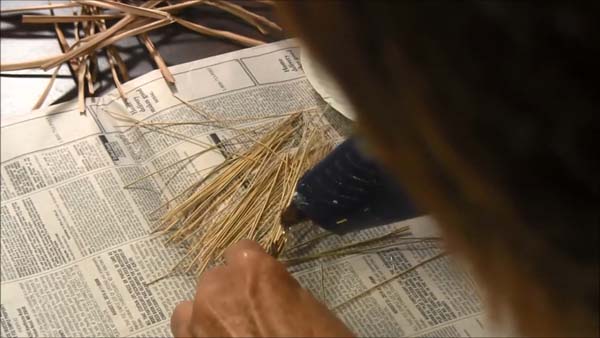 18in Doll Broom_1.1.7