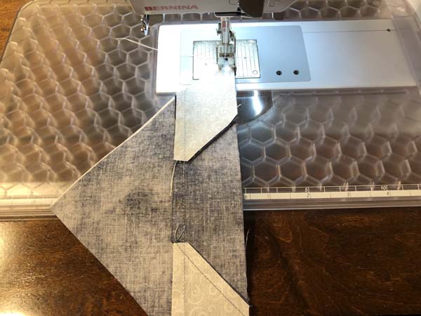 Accuquilt Hunters Star Block 20a Sew Pieces Together