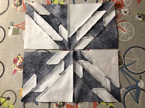 Accuquilt Hunters Star Block 25 Last Seam