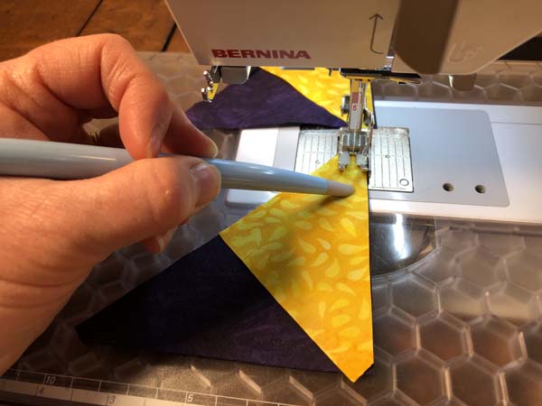 Kelly Quilts with AccuQuilt: Creating Flying Geese With GO! Qubes