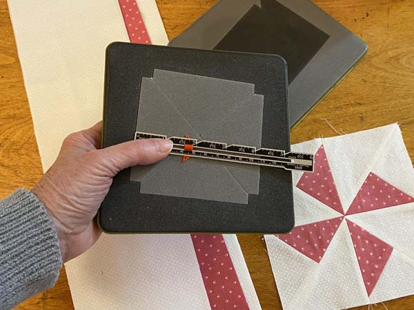 Accuquilt Windy Pinwheel Block measure die