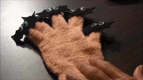 Bat Puppet Glove _1.1.1