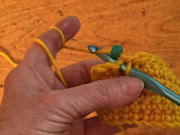 Beaded Single Crochet Tutorial - Yarn over