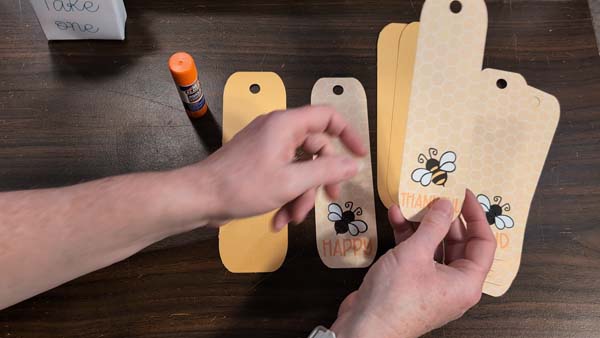 Bee Bookmarks 6 Showing Cutouts