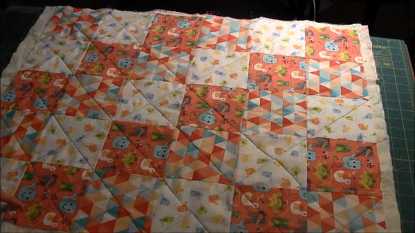 Beginner Machine Quilting Lines Finished Both Directions
