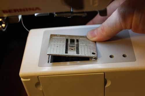 Bernina Activa 240