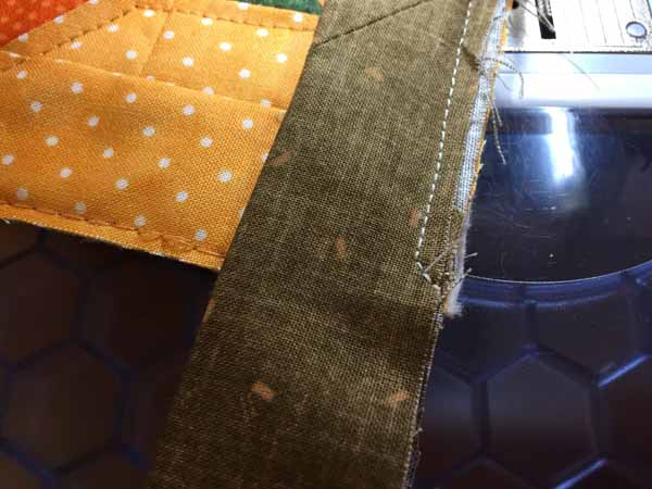 Binding A Quilt Traditional Sewn Corner