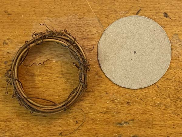 Bird Nest Ornament Circle Cut