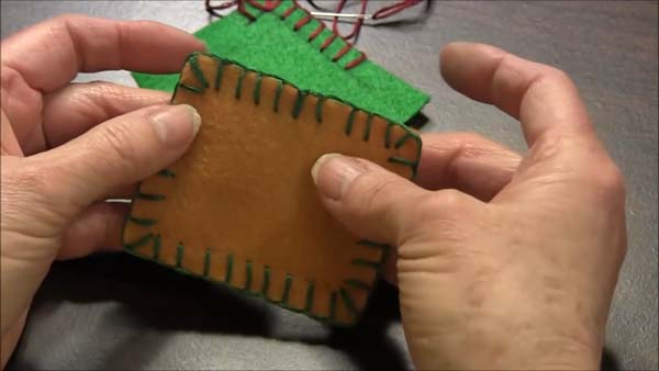 Blanket Stitch Corners_1.1.10