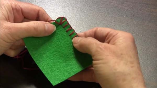 Blanket Stitch Corners_1.1.9