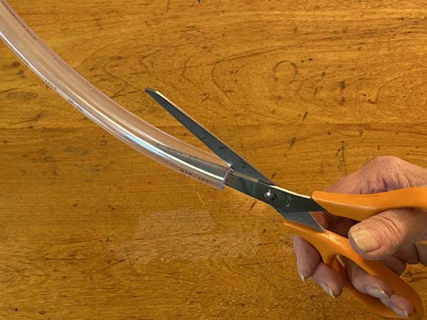 Bobbins Unraveling Tip Cut tube in half