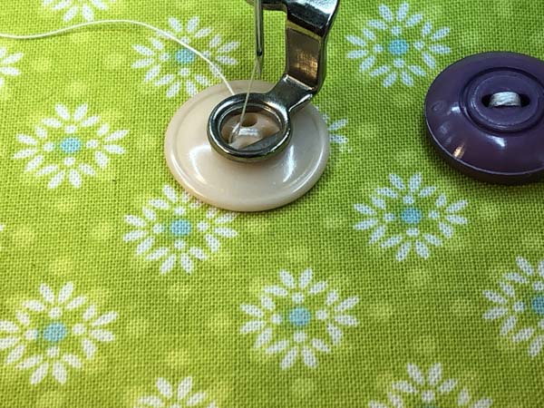 4 hole button sewing patterns zig zag stitch