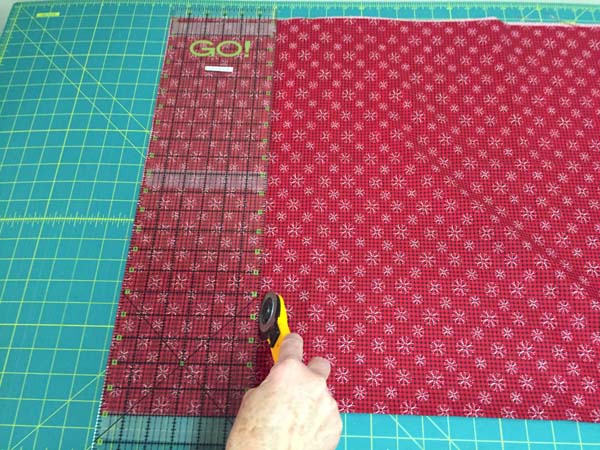 Candy Cane Rag Wreath Cut Fabric