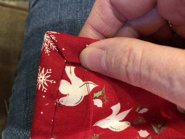 Casserole Hot Pad 28 Mitered Corner