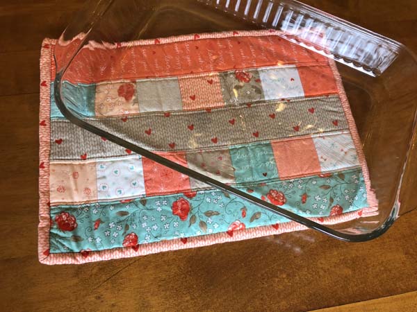 Casserole Hot Pad Peach with Casserole