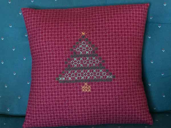 Chicken Scratch Christmas Tree Pattern Finished Pillow