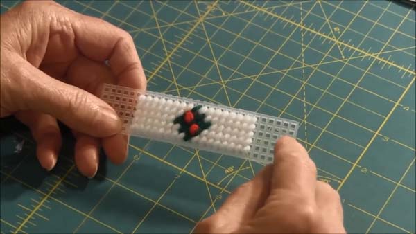 Christmas Basket Ornament Plastic Canvas Pattern Stitched