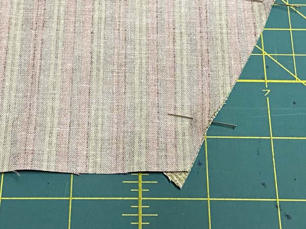 Christmas Tree Mug Rug Tree tip extends past edge