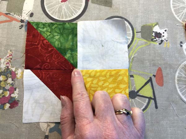 Clays Choice Block 39 Four Patch Center Not Bulky