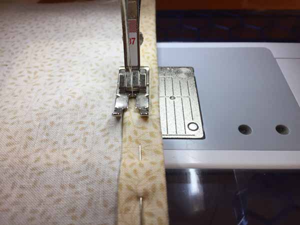 Everyday Cloth Napkin Tutorial - Sew