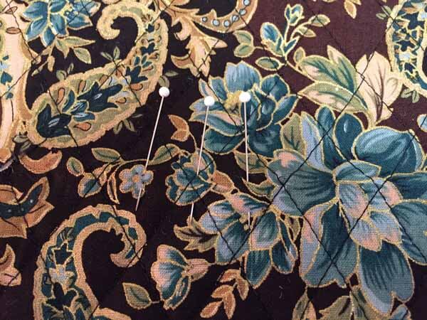 Clothes Hanger Covers - Pin buttonhole