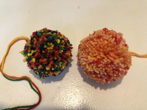 Clover Maker Pom poms Variagated Yarn