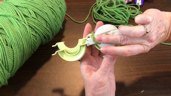 Clover Maker Pom poms_1.19.1