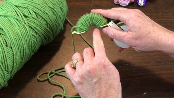 Clover Maker Pom poms_1.27.1