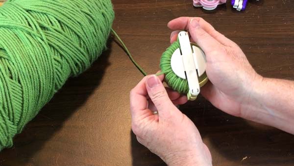 Clover Maker Pom poms_1.28.1