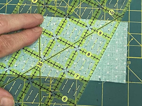 Cooling Neck Wrap 1 Align Ruler