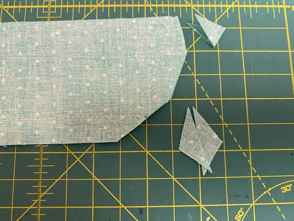 Cooling Neck Wrap 11 trim corners