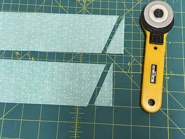 Cooling Neck Wrap 4 Show Cut Pieces