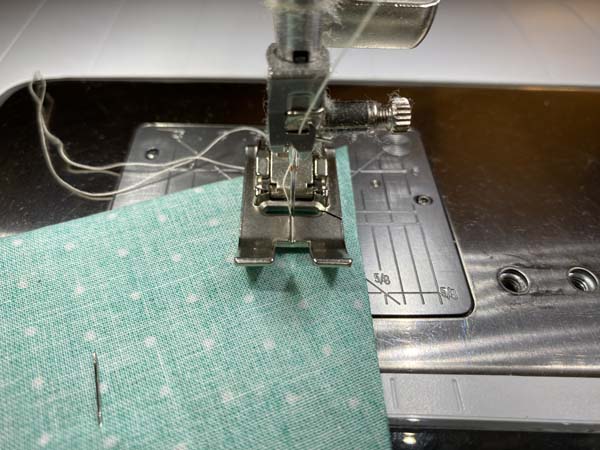 Cooling Neck Wrap 7 Start Sewing at Corner