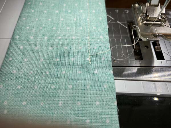 Cooling Neck Wrap 9 Back tack at end