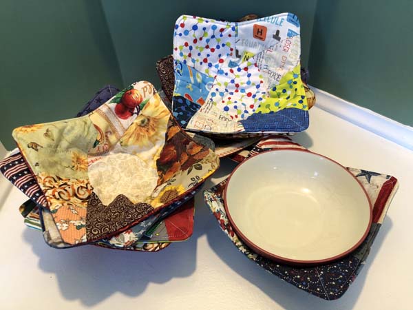 Sew Many Things - The Pellon Wrap N Zap cotton interfacing came in today.  It's great for making the microwavable bowl and plate holders.