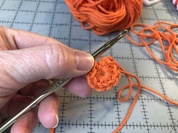 Crochet Heart 1 Rnd 1 Single Crochets