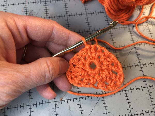 Crochet Heart 4 Rnd 2 Finished