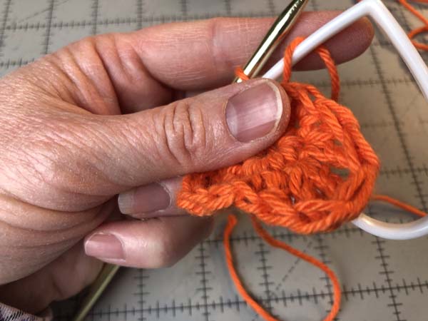 Crochet Heart 6 Hold Heart Ring Behind work