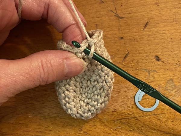 Crochet First Stitch of Round