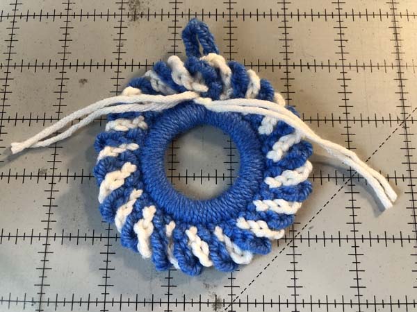 Crochet Wreath Ornament 27 Tie Knot
