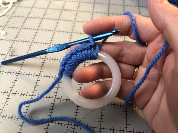 Crochet Wreath Ornament 5 Several SC in Ring