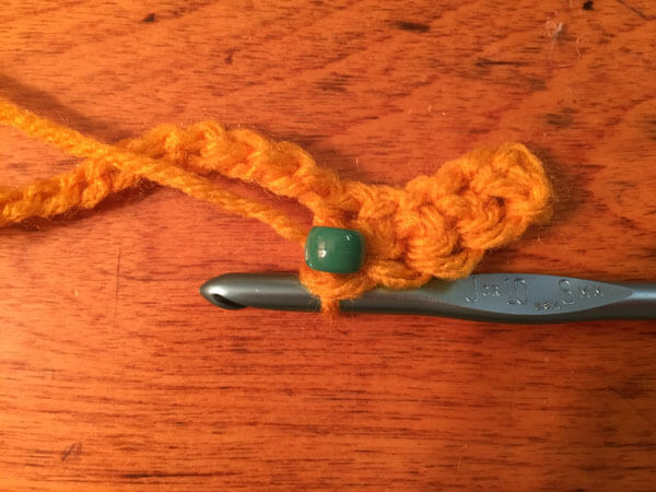 Doll Crocheted Beaded Necklace Tutorial - Bead Set