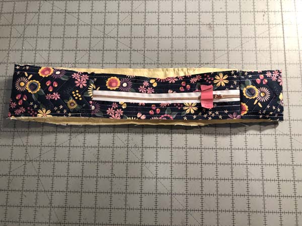 Crossbody Pack Gusset Top