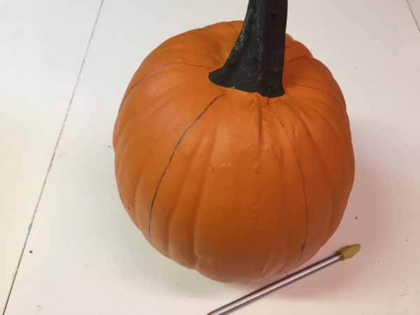 Cute as a Button Pumpkin - Mark Lines
