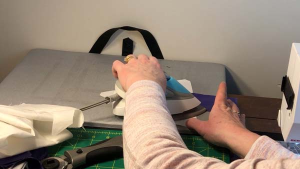 D20 Dice Paper Piece 16 Iron Seam Open